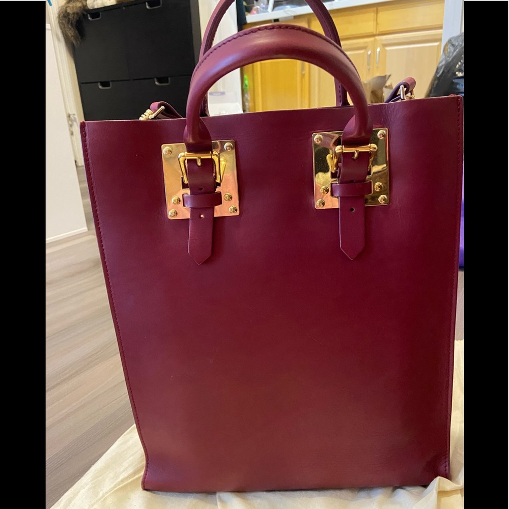 Handbag - Picture 2 of 9